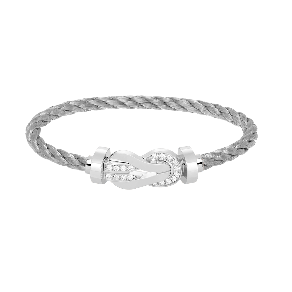 [Cyra]  CHANCE LARGE 8 FIGURE BUCKLE HALF DIAMOND BRACELET SILVER