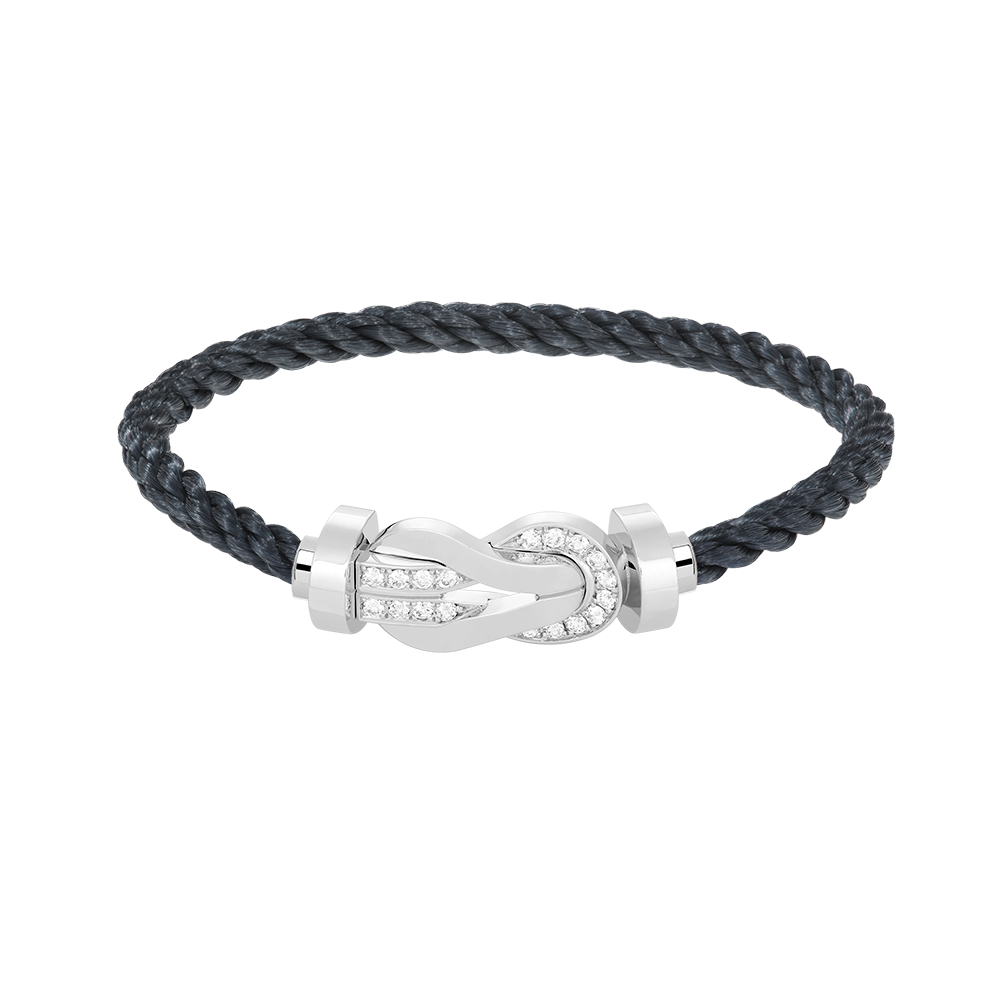 [Cyra]  CHANCE LARGE 8 FIGURE BUCKLE HALF DIAMOND BRACELET SILVER