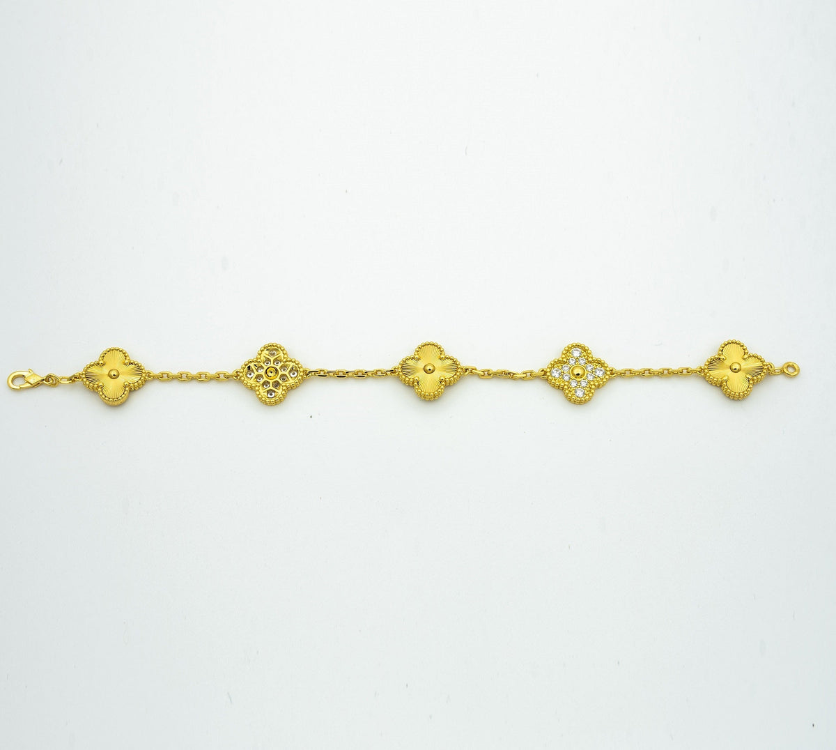 [Cyra] New  CLOVER 5 MOTIF LASER BRACELET COLLECTION
