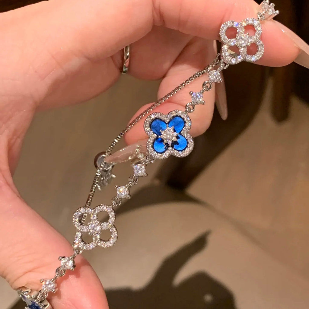 [Cyra]  CLOVER 5 MOTIF PINK BLUE RED WHITE BRACELET