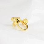 [Cyra]  LUCKY BETWEEN THE FINGER RING