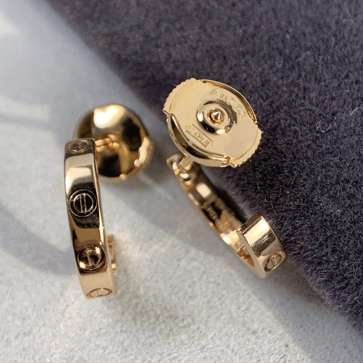 [Cyra]  LOVE EARRINGS 2.65MM PINK GOLD