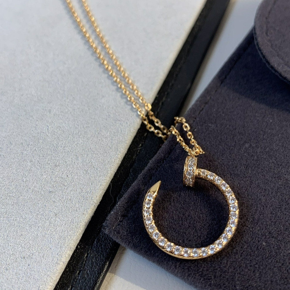 [Cyra]  JUSTE NECKLACE PINK GOLD DIAMONDS