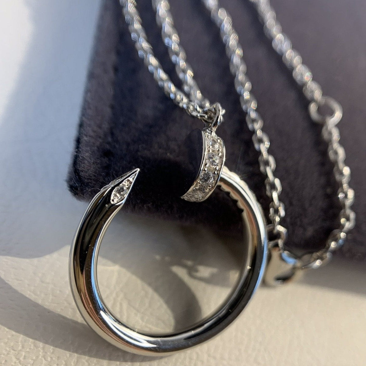 [Cyra]  JUSTE NECKLACE SILVER