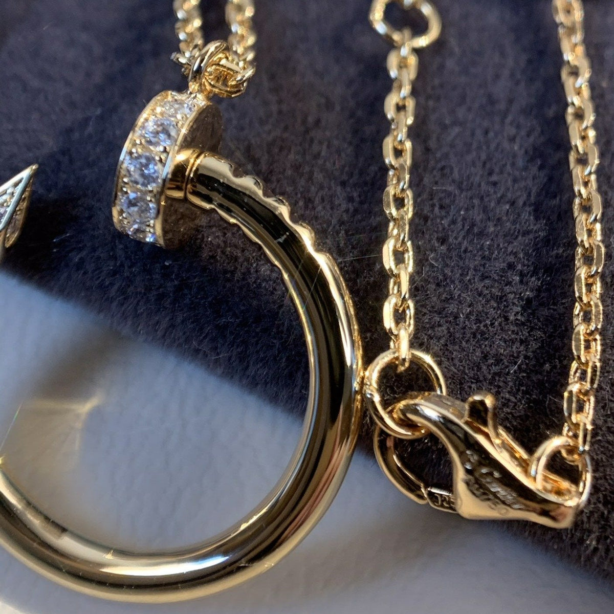 [Cyra]  JUSTE NECKLACE PINK GOLD