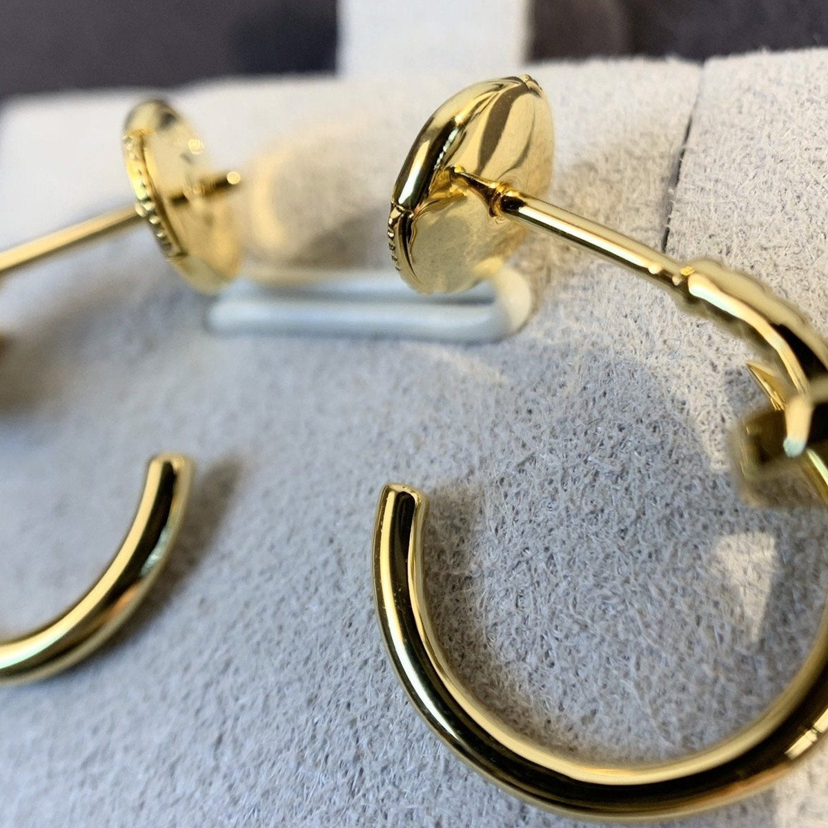 [Cyra]  JUSTE EARRINGS GOLD
