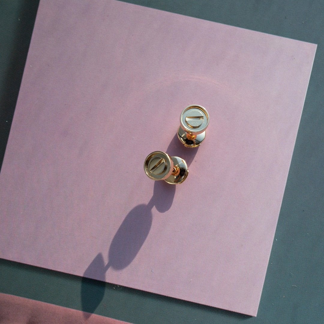 [Cyra]  LOVE EARRINGS PINK GOLD 10MM
