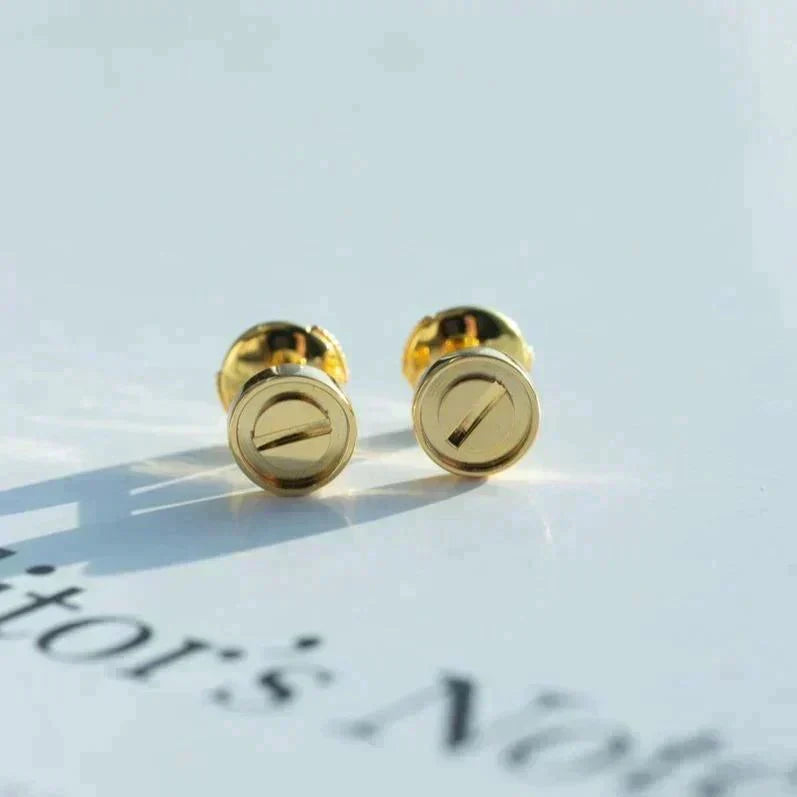 [Cyra]  LOVE EARRINGS GOLD 10MM