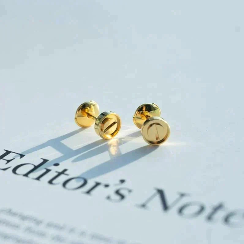[Cyra]  LOVE EARRINGS GOLD 10MM