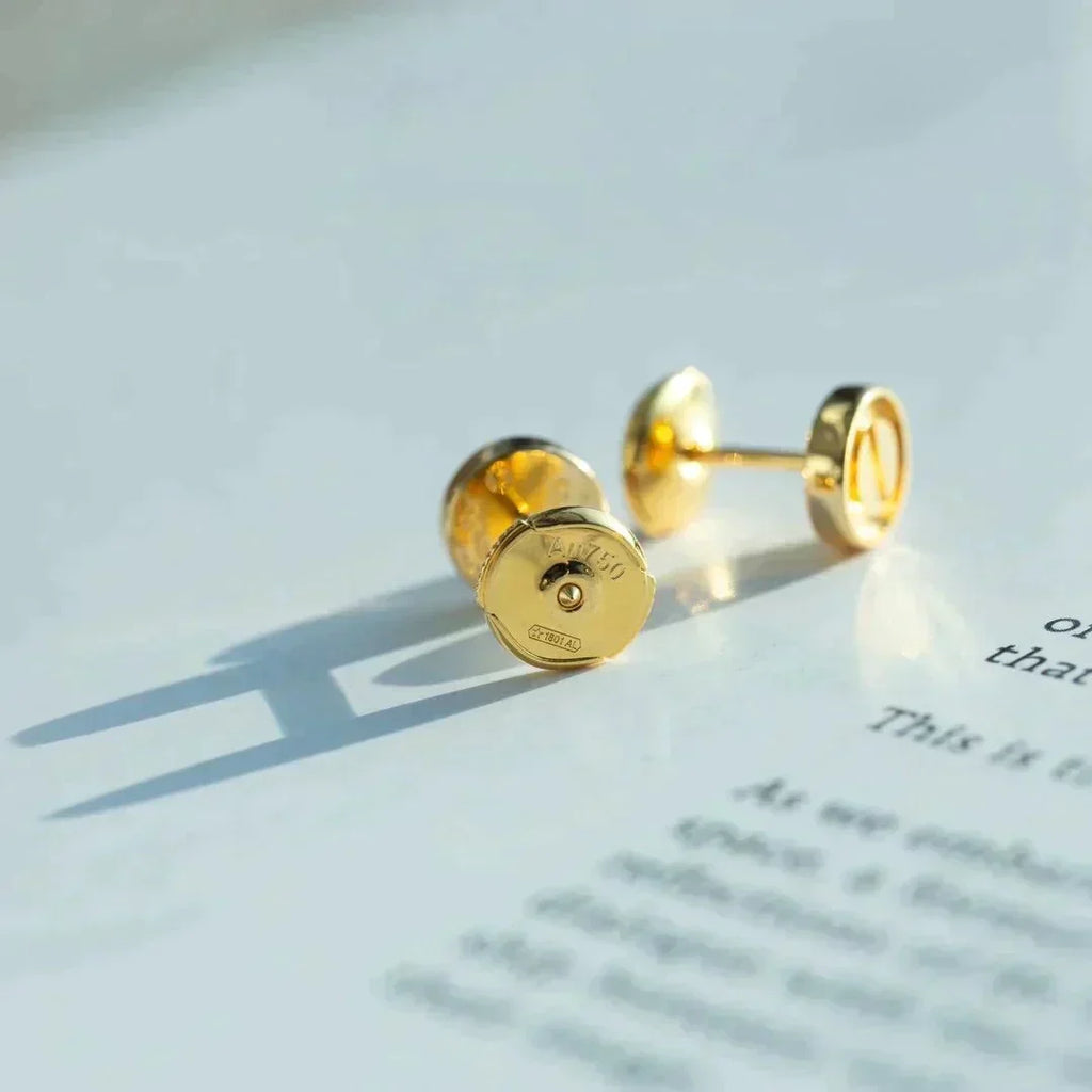 [Cyra]  LOVE EARRINGS GOLD 10MM