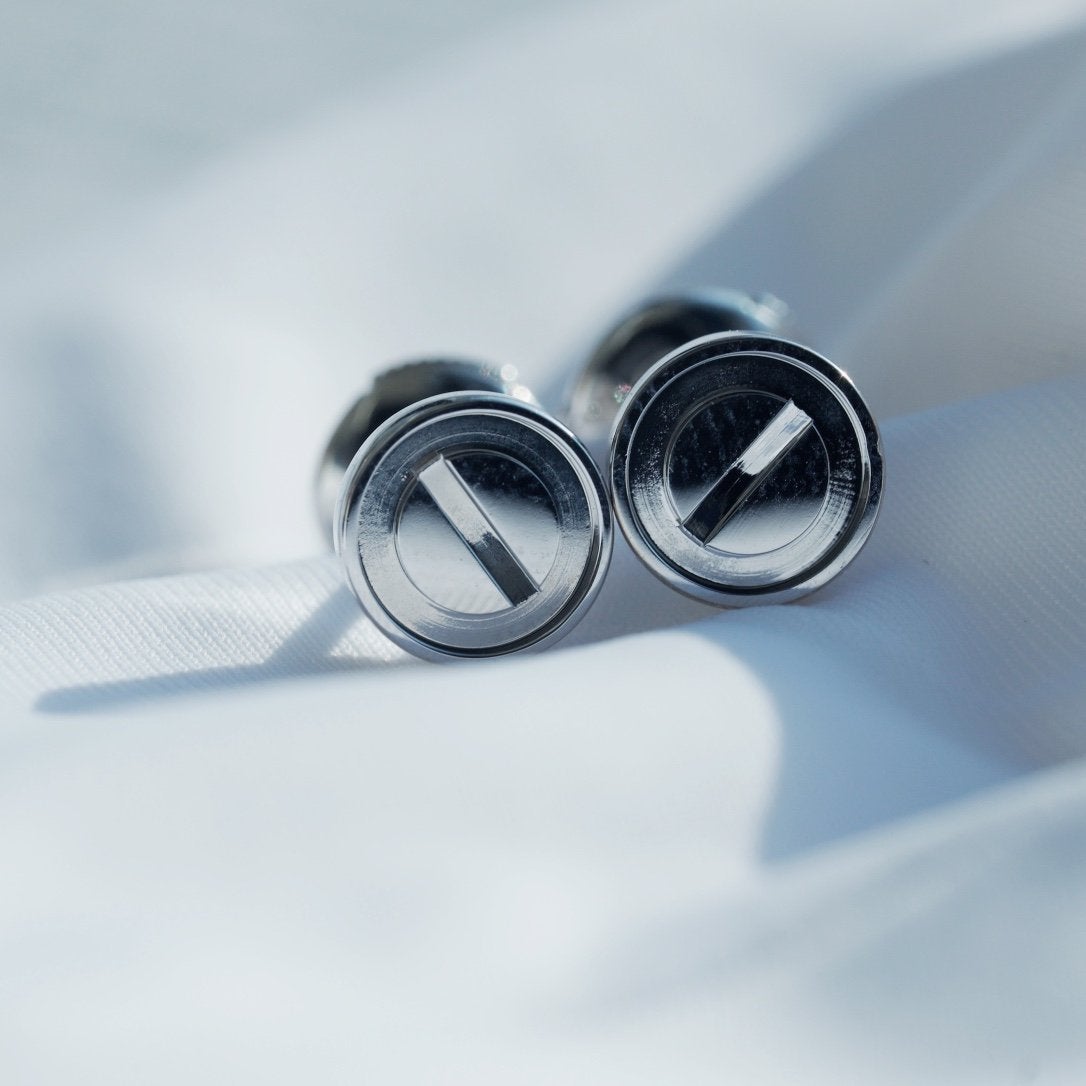 [Cyra]  LOVE EARRINGS SILVER 10MM