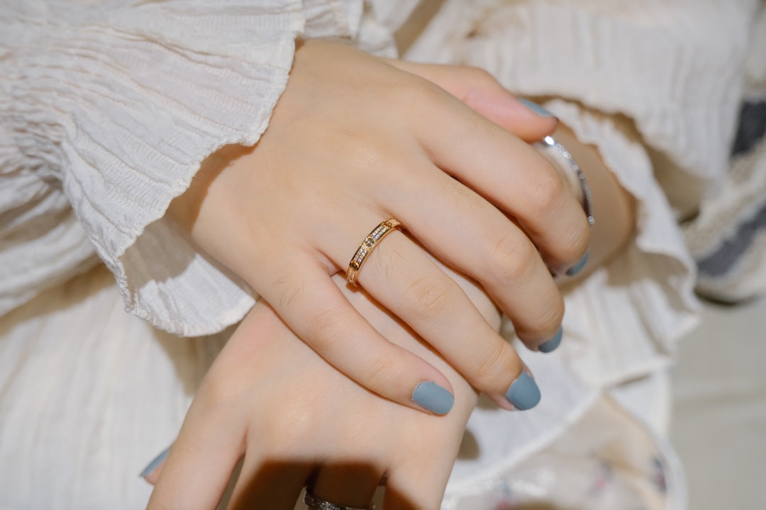 [Cyra]  LOVE RING 2.65MM DIAMOND