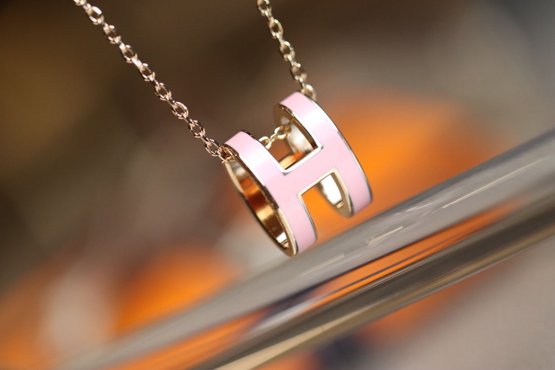 [Cyra]  POP H PEDANT PINK GOLD