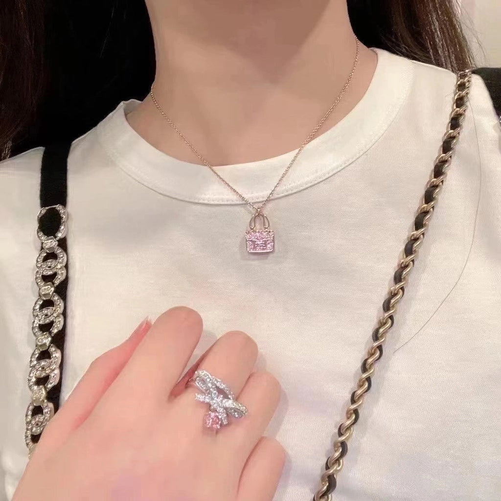 [Cyra]  CONSTANCE PEDANT PURPLE DIAMOND NECKLACE