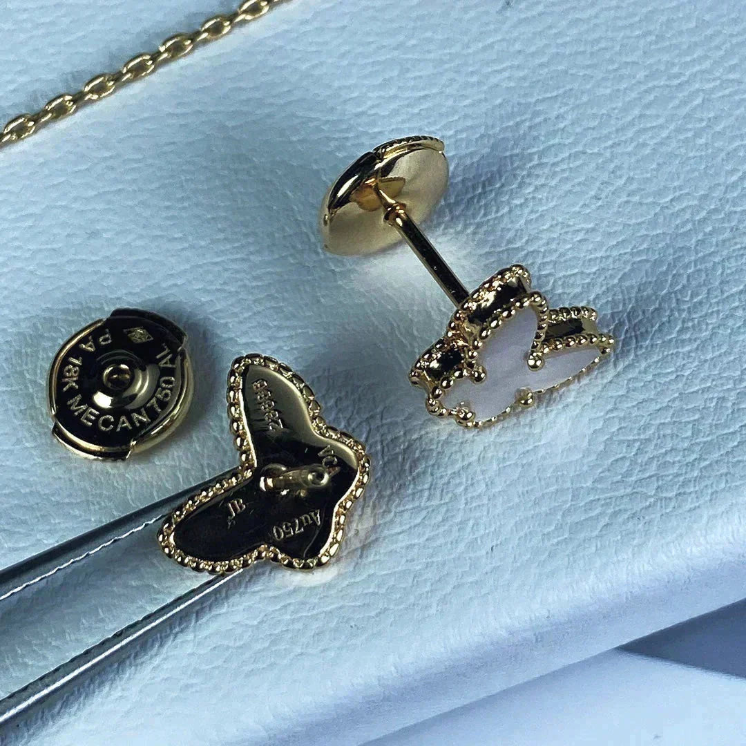 [Cyra]  SWEET BUTTERFLY MOP EARSTUDS