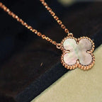 [Cyra] CLOVER 15MM GRAUE PERLMUTTKETTE
