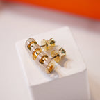 [Cyra]  MINI POP H GOLD EARRINGS GREY