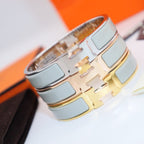 [Cyra]  H HELLBLAUES ARMBAND