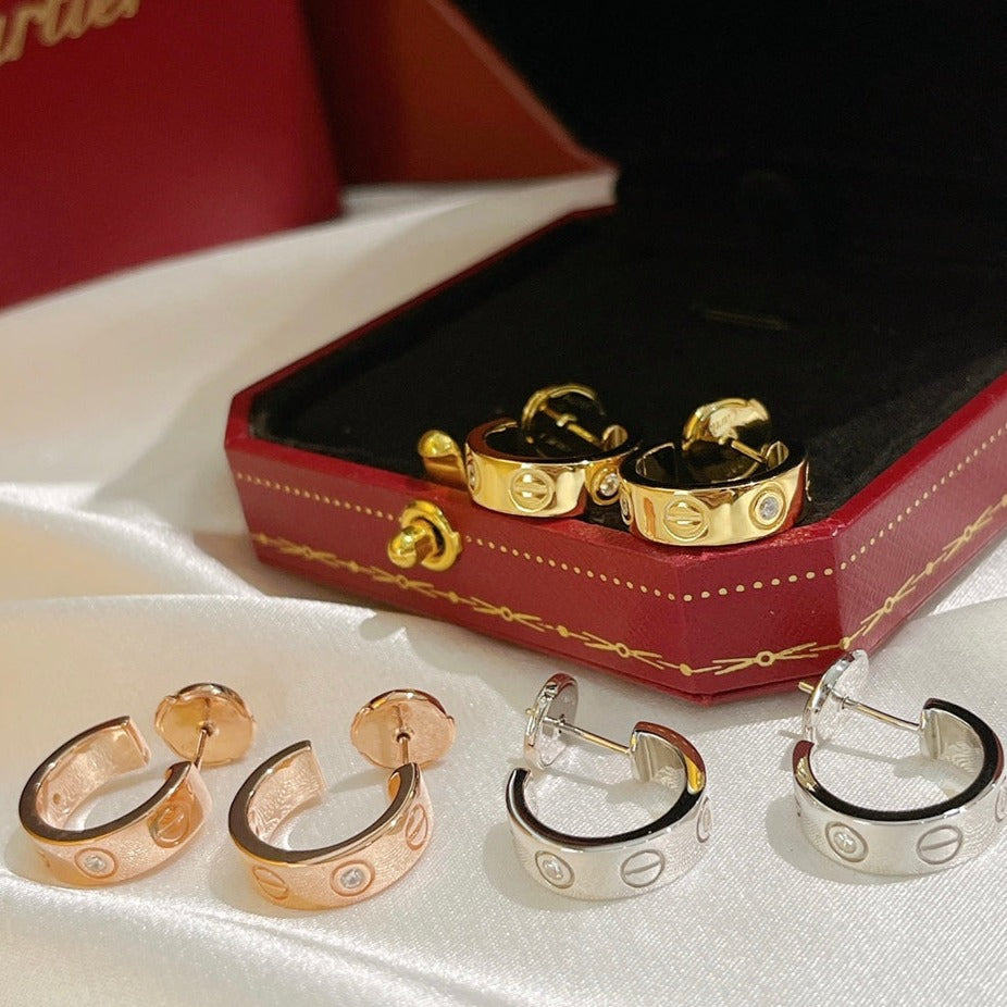 [Cyra]  LOVE EARRINGS 5.7MM 2 DIAMONDS