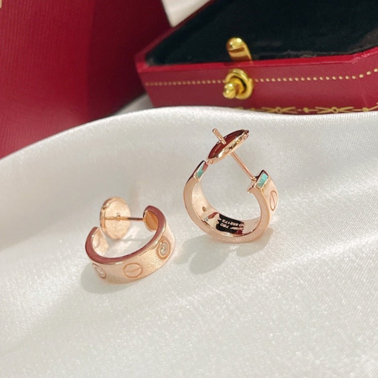 [Cyra]  LOVE EARRINGS 5.7MM 2 DIAMONDS