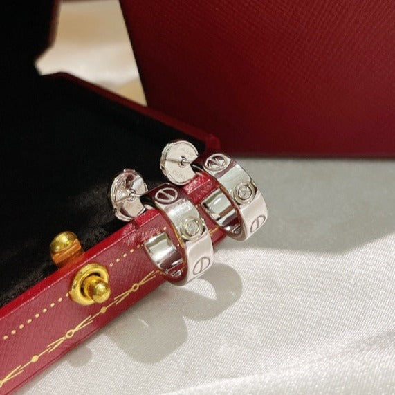 [Cyra]  LOVE EARRINGS 5.7MM 2 DIAMONDS