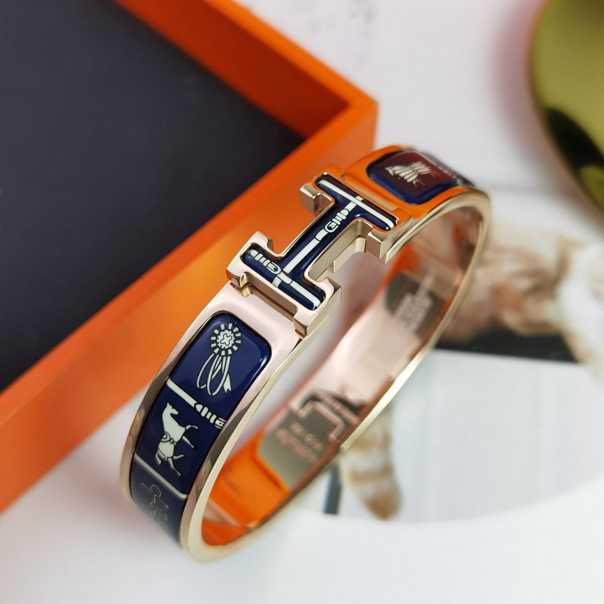 [Cyra]  H COUVERTURES DUNKELBLAUER ARMBAND
