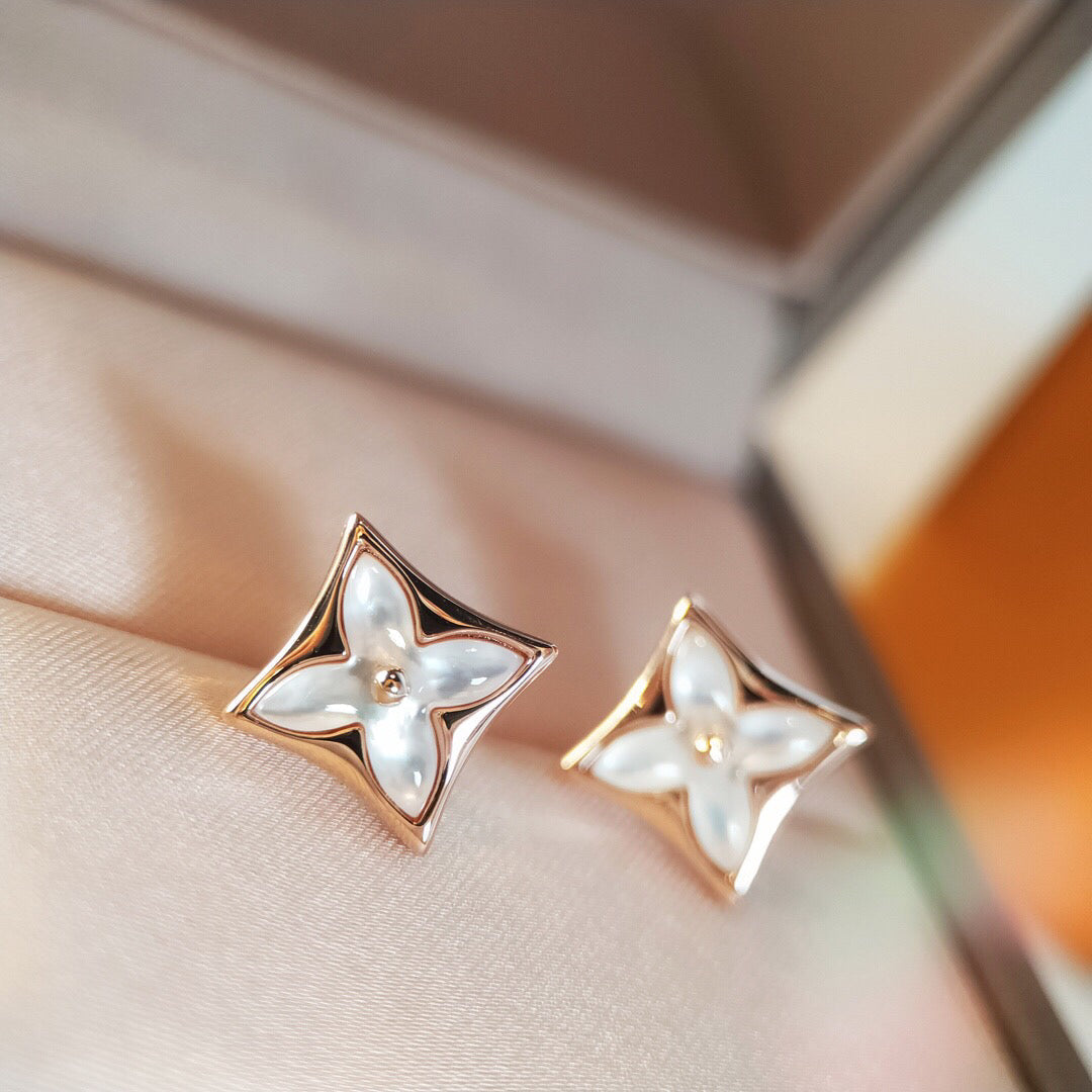 [Cyra]  STAR MOP PINK GOLD EARRINGS