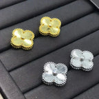 {
  "Cyra": "CLOVER MINI 9.5MM LASER EARRINGS"
}