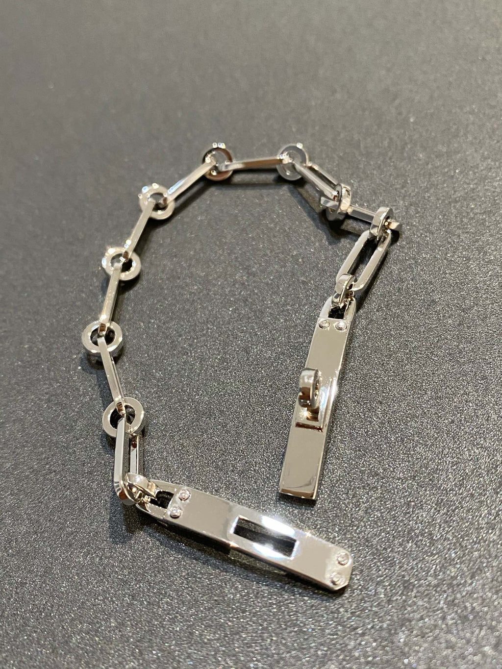 [Cyra]  KETTENARMBAND KLEINES MODELL DIAMANT