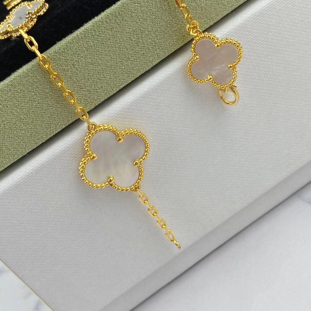 [Cyra]  MAGIC CLOVER MOP GOLD BRACELET 5 MOTIFS
