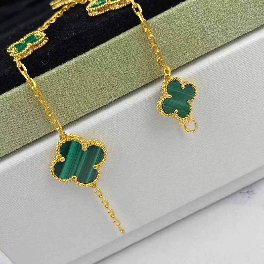 [Cyra]  MAGIC CLOVER MALACHITE GOLD BRACELET 5 MOTIFS