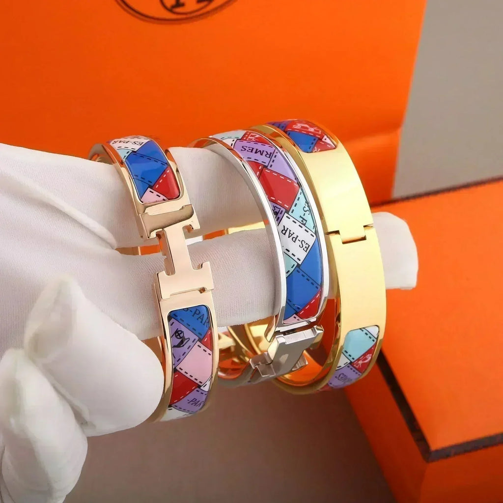 [Cyra]  H ARMBAND MIT PUNKTKANTE 12MM