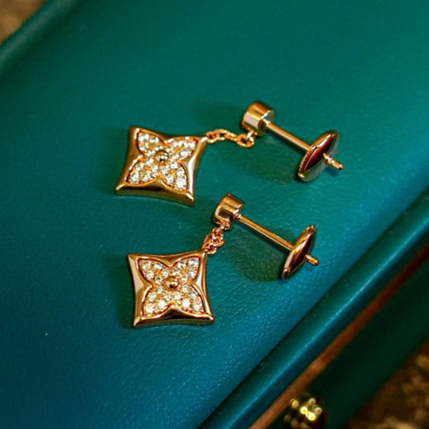 [Cyra]  STAR DIAMONDS EARRINGS GOLD