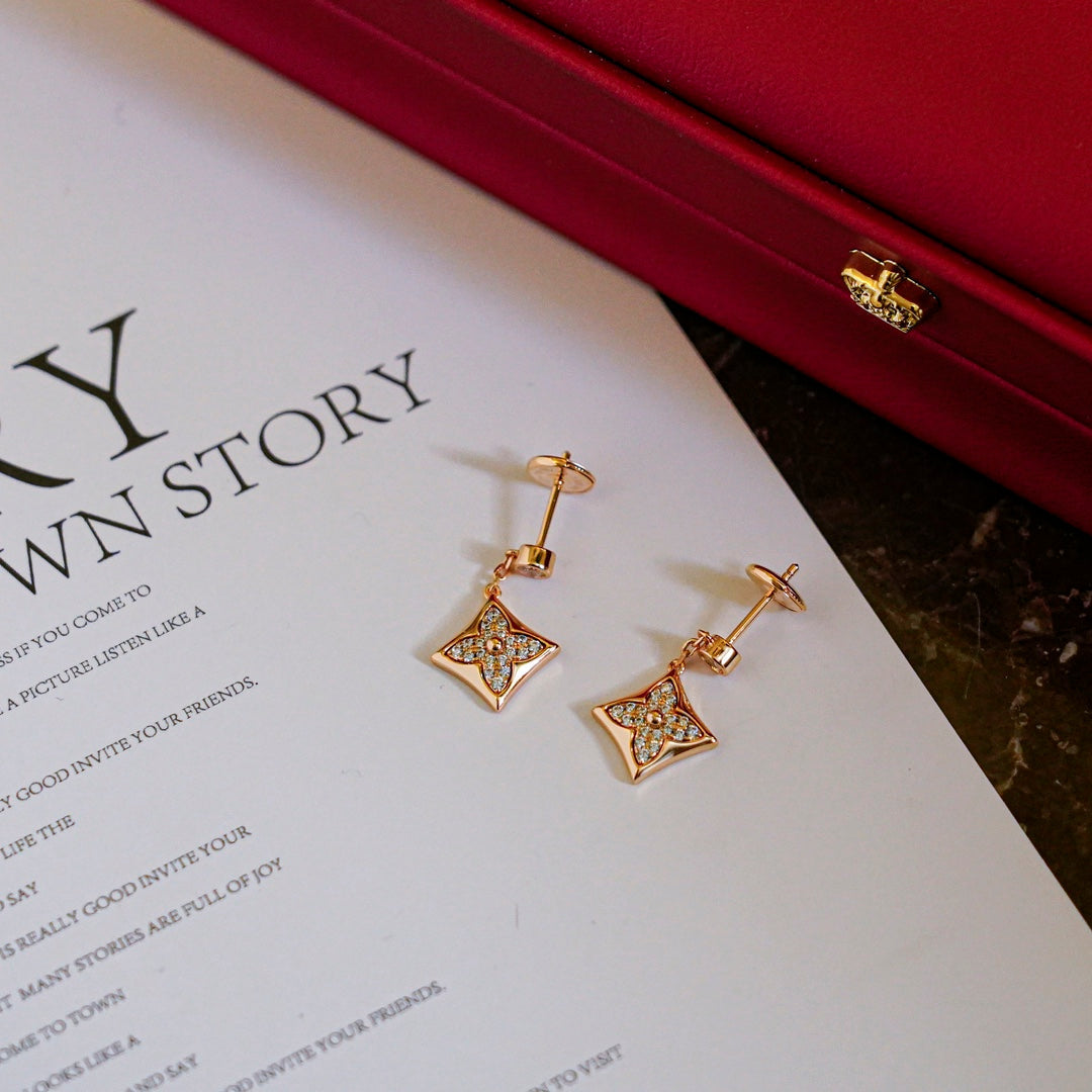 [Cyra]  STAR DIAMONDS EARRINGS GOLD