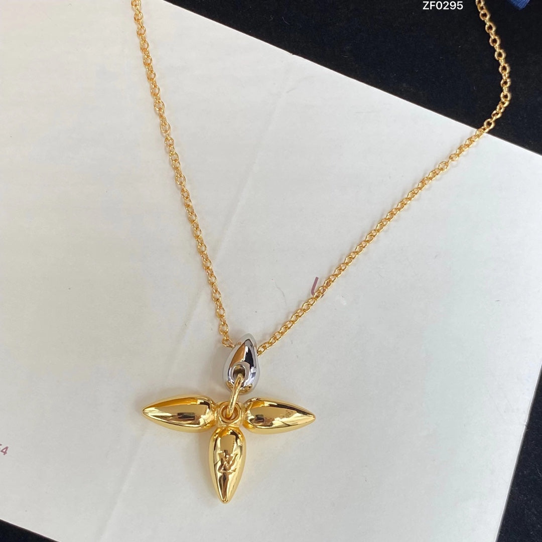 [Cyra]  LOUISETTE PEDANT GOLD NECKLACE
