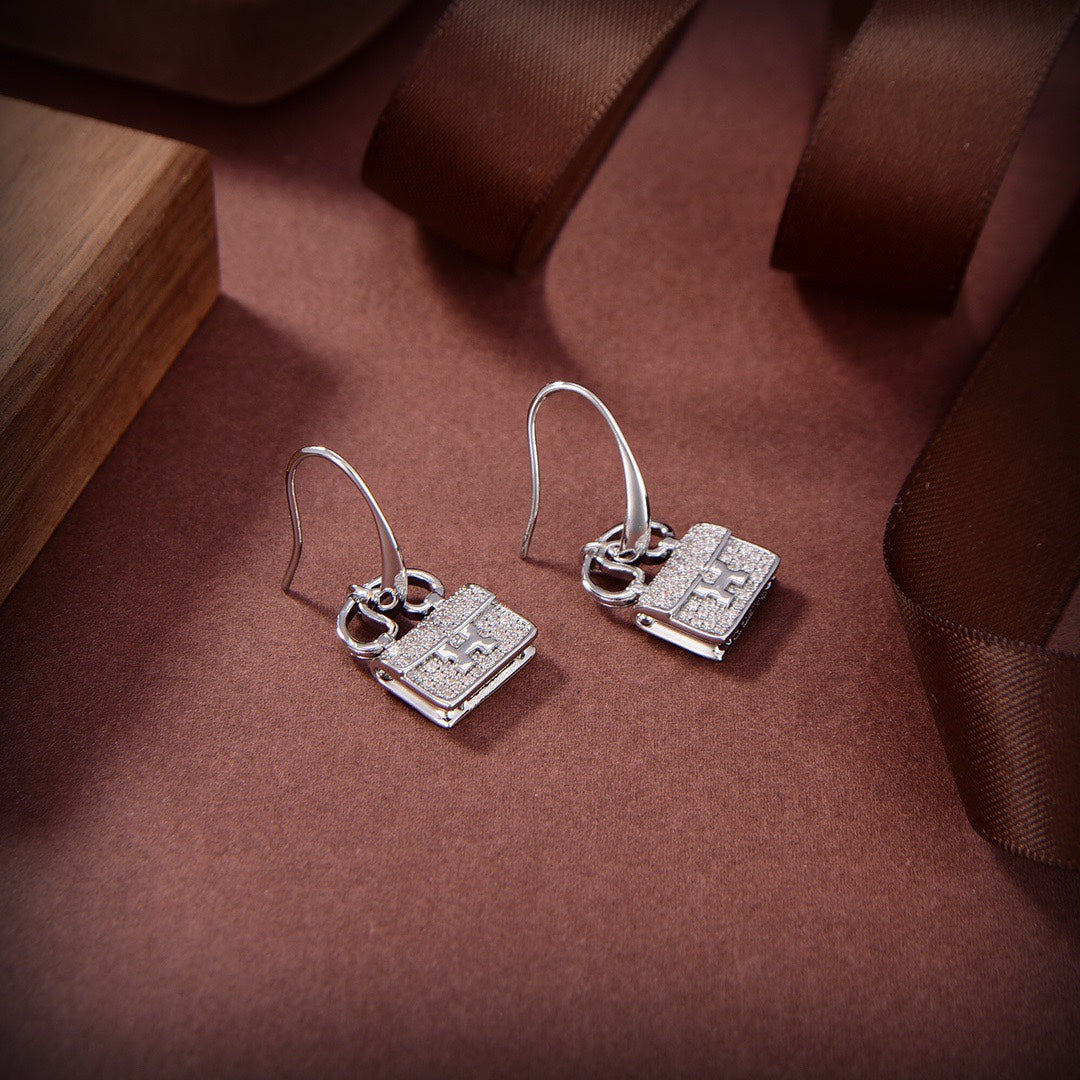 [Cyra]  KELLY DIAMOND EARRINGS