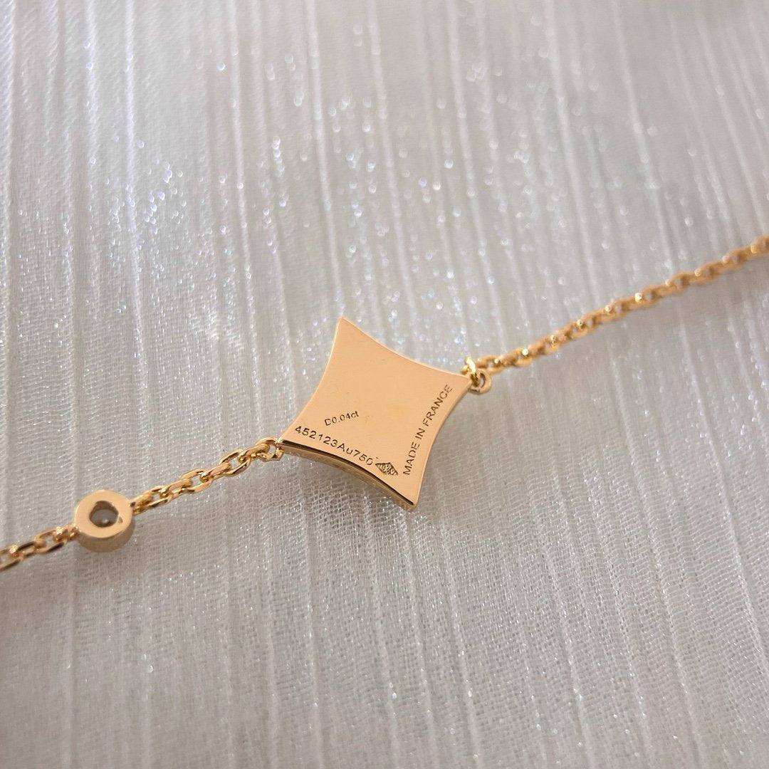 [Cyra] COLOR STAR ARMBAND AUS KARNEOL, ROSÉGOLD UND DIAMANTEN