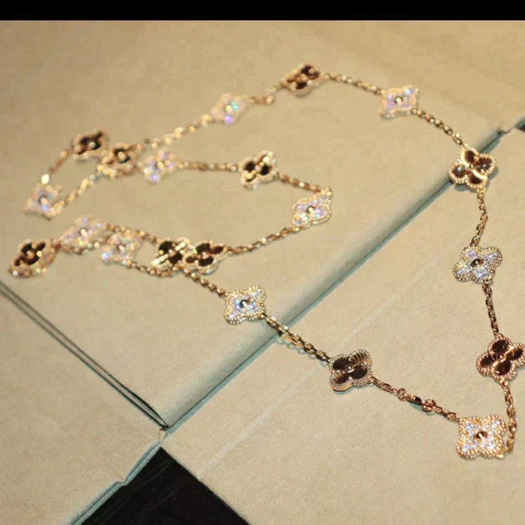 [Cyra]  CLOVER 20 MOTIFS LASER DIAMOND NECKLACE