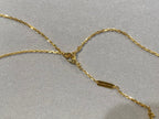 [Cyra]  CLOVER 25MM NECKLACE GOLD CARNELIAN