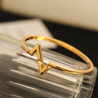 [Cyra]  VOLTE ARMBAND UPSIDE DOWN