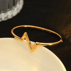 [Cyra]  VOLTE ARMBAND UPSIDE DOWN