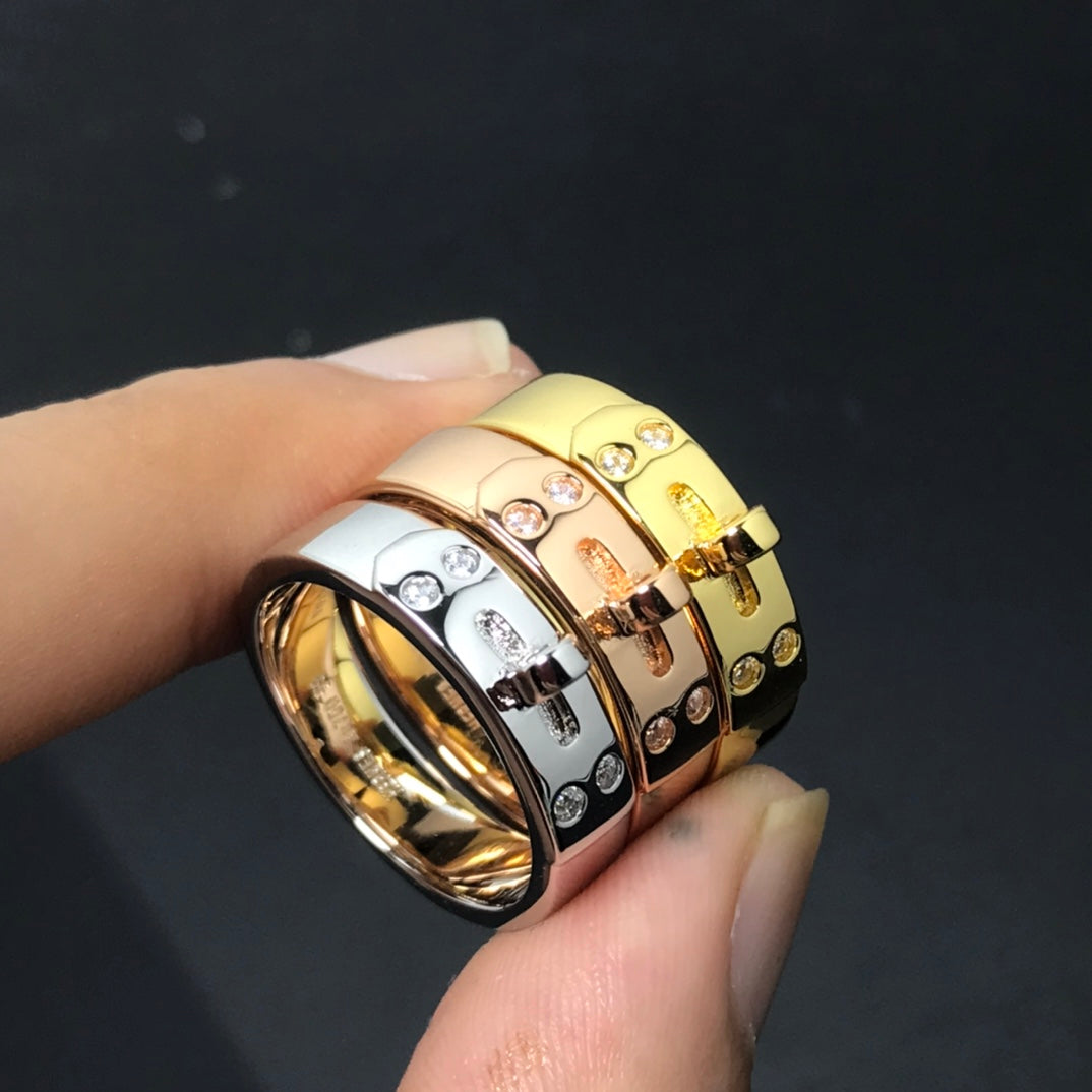 [Cyra]  KELLY MEDIUM RING