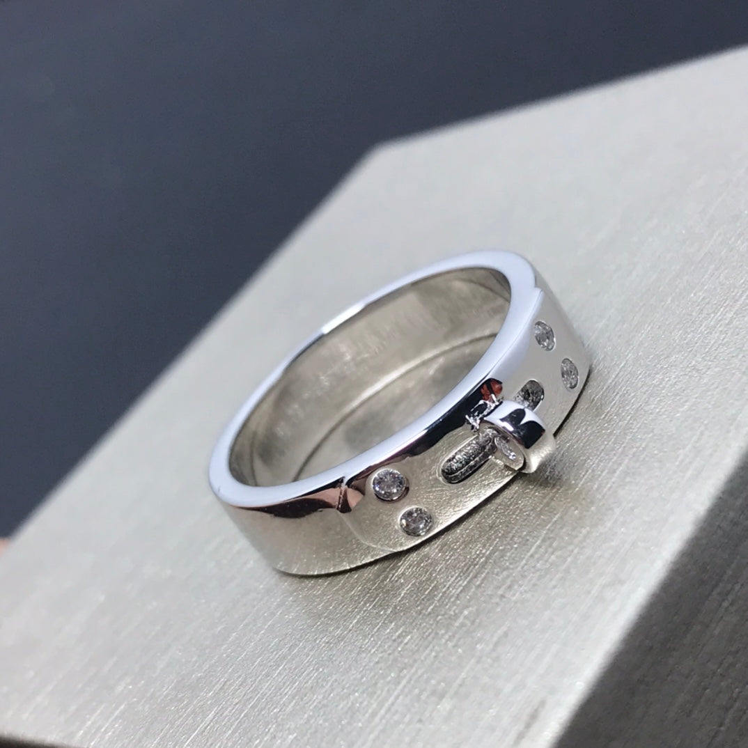 [Cyra]  KELLY MEDIUM RING