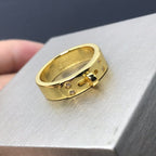 [Cyra]  KELLY MITTLERER RING