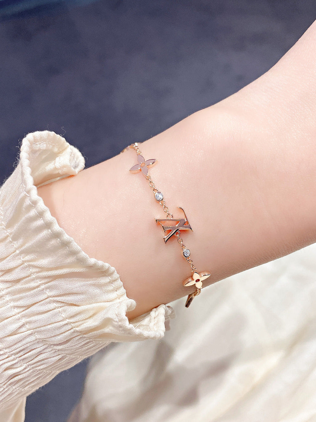 [Cyra]  STAR AND SUN 7 MOTIFS GOLD BRACELET
