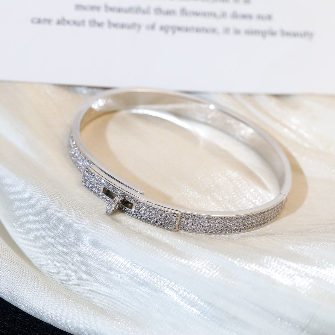 [Cyra]  KELLY BRACELET DIAMOND PAVED