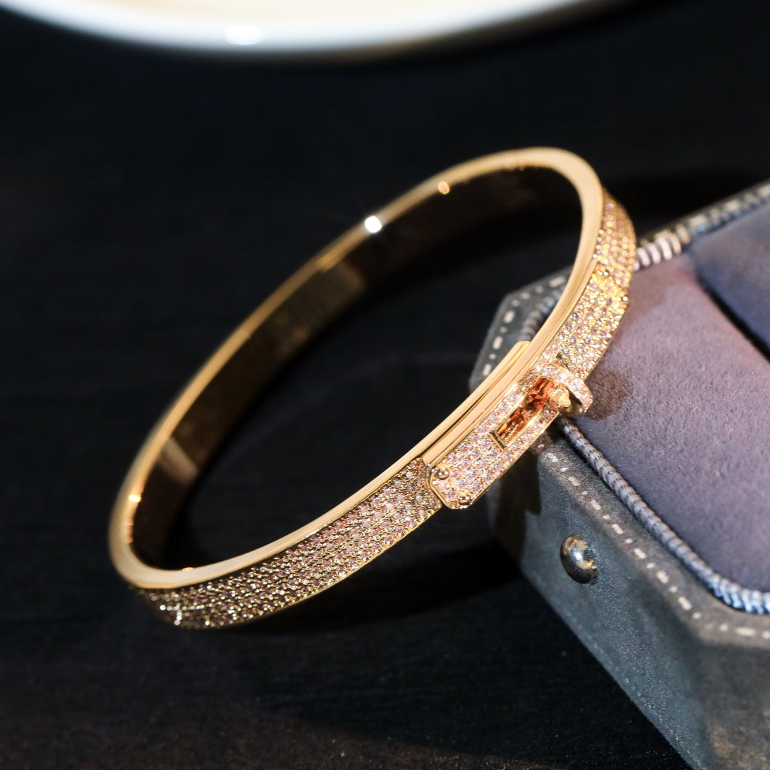[Cyra]  KELLY BRACELET DIAMOND PAVED