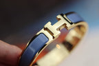 [Cyra] H ARMBAND 12MM BLAUGRAU