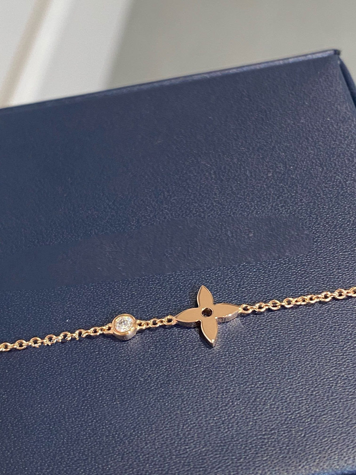 [Cyra]  STAR DIAMOND PINK GOLD BRACELET