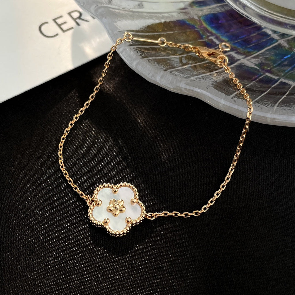 [Cyra]  LUCKY SPRING ROSE GOLD MOP BRACELET